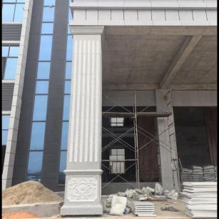 怀化 芝麻白光面花岗岩门楼大柱（罗马柱）配雕花底座