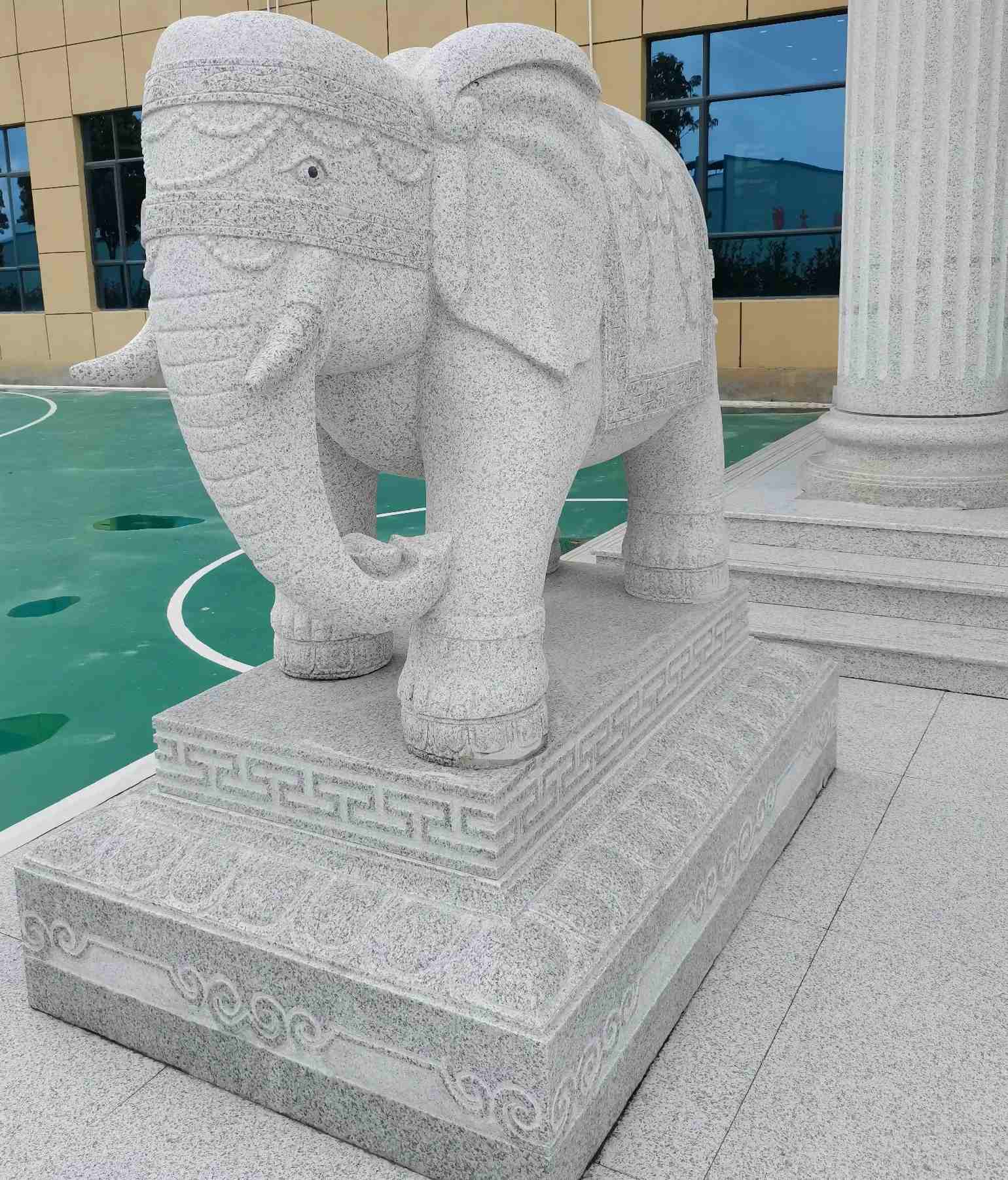 怀化 白麻花岗岩动物异形石雕-大象