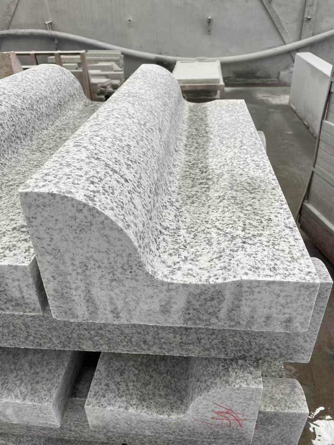 怀化 白麻花岗岩S型路沿石，路侧石，马路牙子等