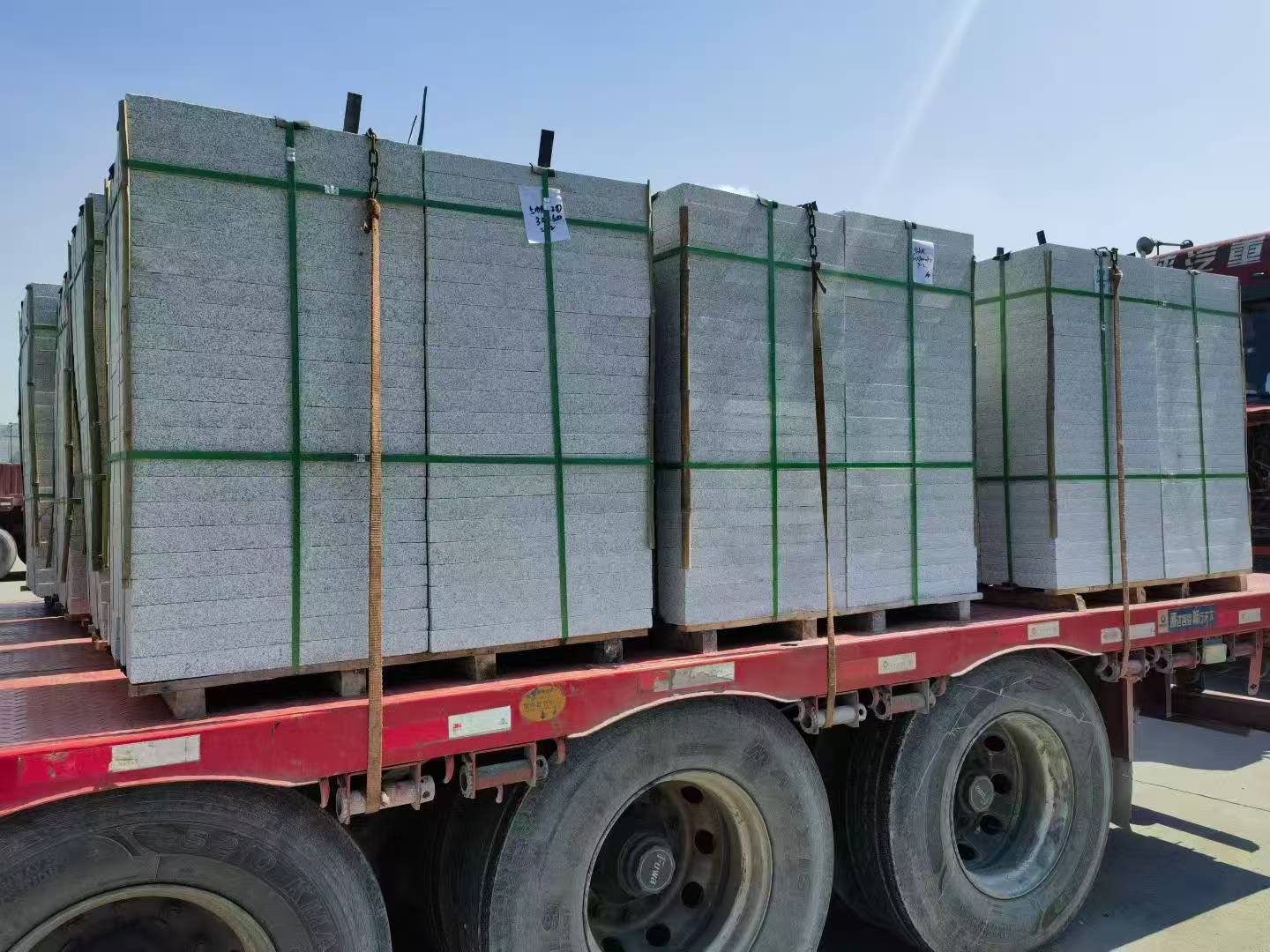 怀化芝麻白花岗岩出货日常地铺石