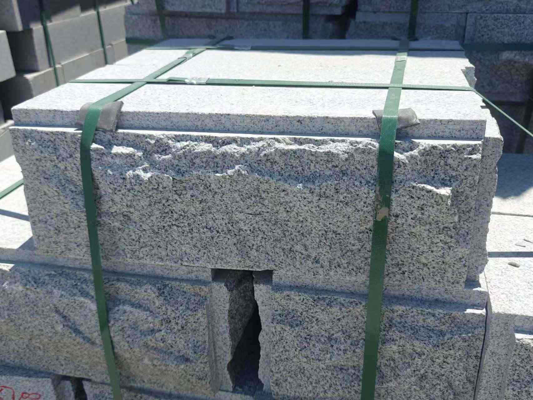 怀化 芝麻白花岗岩自然面成品