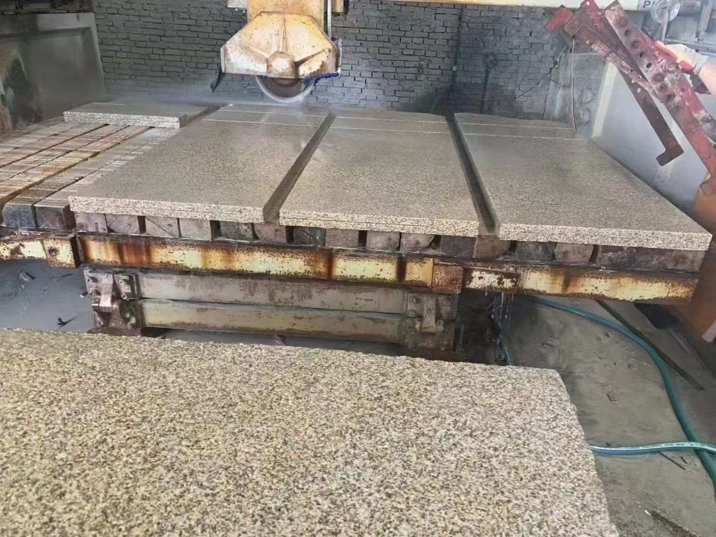 怀化 黄金麻荔枝面成品板加工